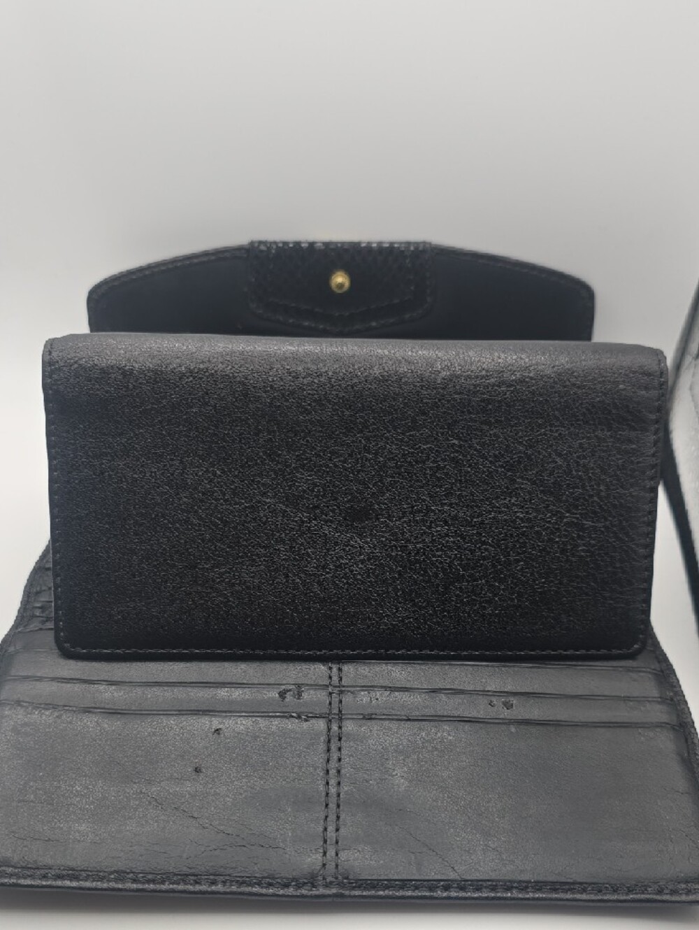 Coach Black Leather Wallet & Cheekbook Holder W/ Gold Hardware (GOOD/FAIR)✨️🖤✨️ - Picture 13 of 15